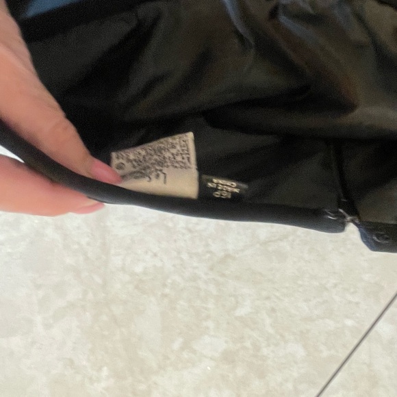 Le Suit Women’s Black Suit - Jacket Cropped 16P w/ Long skirt 16P Skirt - Picture 4 of 5